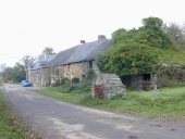 Alignement de maisons et fermes, l'Aunay Hingan (Renac)