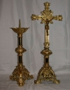 Garniture d'autel 1 : 6 Chandeliers d'autel et 1 croix d'autel