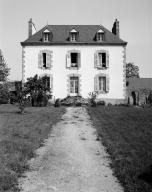 Presbytère, 2 rue Louis Quilleré (Arradon)