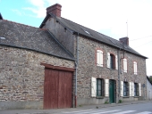 Alignement de maisons, 46 rue de l'ancienne mairie (Bourgbarré)