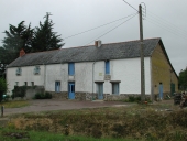 Alignement de maisons et de dépendance, la Haute Fontenelle (Talensac)