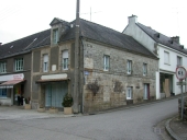 Maison, 14 promenade des Estivants ; rue de la Libération, Saint-Nicolas-des-Eaux (Pluméliau fusionnée en Pluméliau-Bieuzy en 2019)