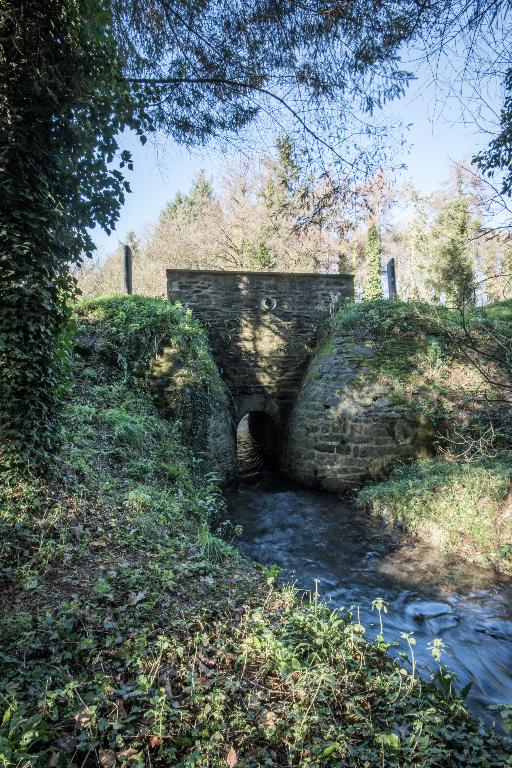 Pont, Placen Goaz Dour (Hengoat fusionnée en La Roche-Jaudy en 2019)