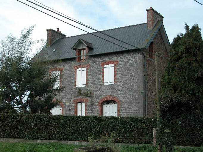 Maison, Pray (Saint-Guinoux)