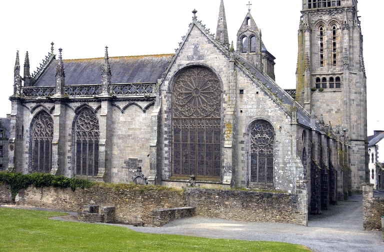 Église paroissiale Notre-Dame, place de l'Eglise (Le Folgoët)