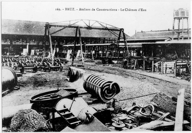 Tréfilerie dite Tréfileries de l'Ouest, actuellement caserne, rue du Capitaine Mallon (Bruz)