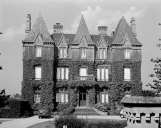 Maison de villégiature balnéaire dite Castel du Prieuré, 8 avenue de Brizeux (Dinard)