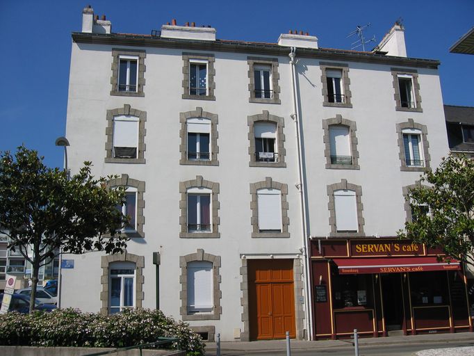 Ensemble de deux immeubles, 10 rue de La Loi (Vannes)