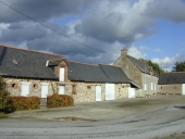 Ferme, les Touches (Saint-Germain-du-Pinel)
