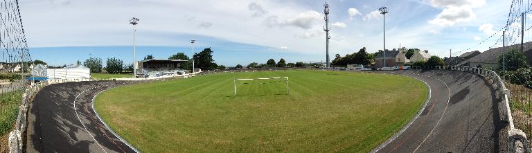 Stade vélodrome Yves Berthevas (Cléder)
