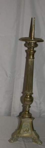 Série de 4 chandeliers d'autel