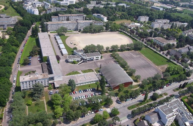 Gymnase du lycée Chateaubriand, 136 boulevard de Vitré (Rennes)