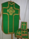 Ornement vert 2 : chasuble, bourse du corporal, étole, manipule, voile du calice