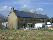 Alignements de cinq maisons, la Favrie (Montreuil-sur-Ille)