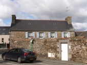 Maison, rue Gabriel Guégan (Pordic)