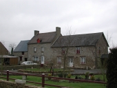 Ancienne ferme, la Chevrais (Bonnemain)