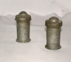 Ampoule à huile des catéchumènes et ampoule à saint chrême