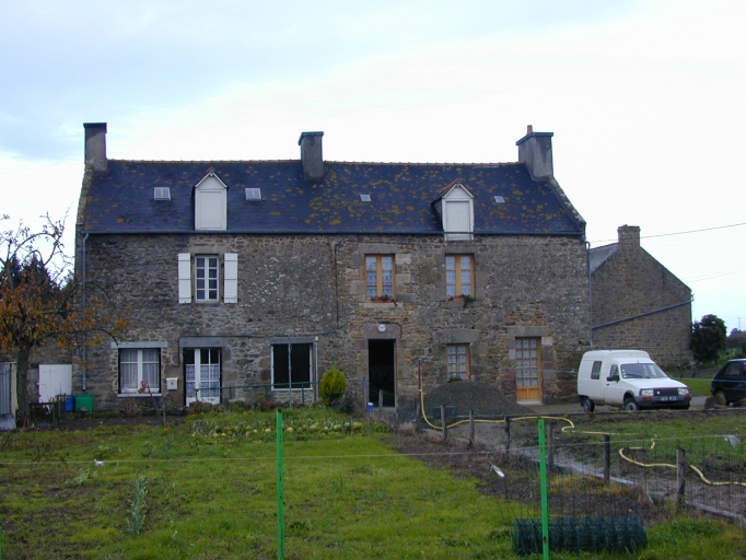Ferme, 17 rue des Bas Chemins (Saint-Coulomb)