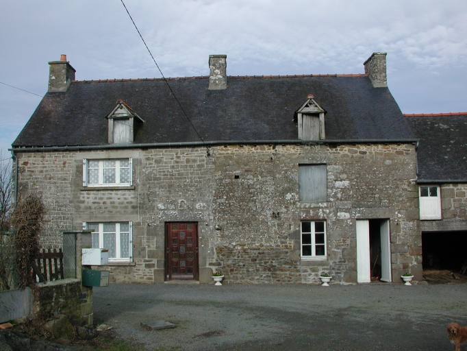 Ferme, Las Bas (Saint-Pierre-de-Plesguen fusionnée en Mesnil-Roc'h en 2019)