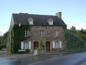 Maison, actuellement salle de loisirs, Club du 3e Age Marcel Goisnard, 17 rue de la Libération (Guipry fusionnée en Guipry-Messac en 2016)