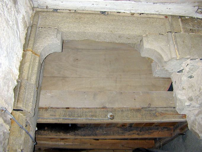 Chapelle des Lices, anciennement chapelle Notre-Dame de Chartres, puis Notre-Dame du Rosaire, puis chapelle de l'Hermine, place des Lices (Vannes)