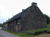 Alignement de quatre maisons, la Pirotière (Plélan-le-Grand)