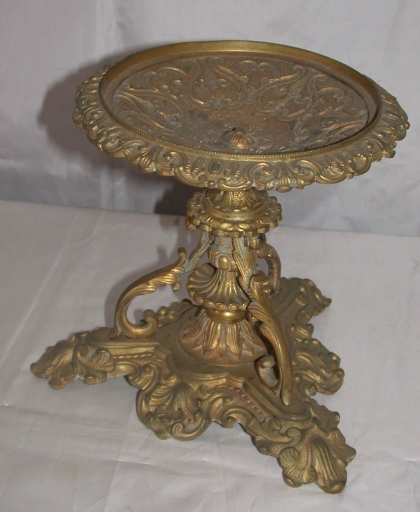 Paire d'oeuvres de fonction non identifiée