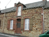 Maison, 28 rue Vignouze (La Guerche-de-Bretagne)