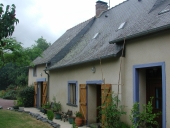 Alignement de deux fermes, Tréhourdin (Noyal-sur-Vilaine)
