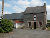 Ferme, Trésoleil (Saint-Thual)