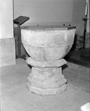 Fonts baptismaux, église paroissiale Saint-Christophe (Saint-Christophe-des-Bois)