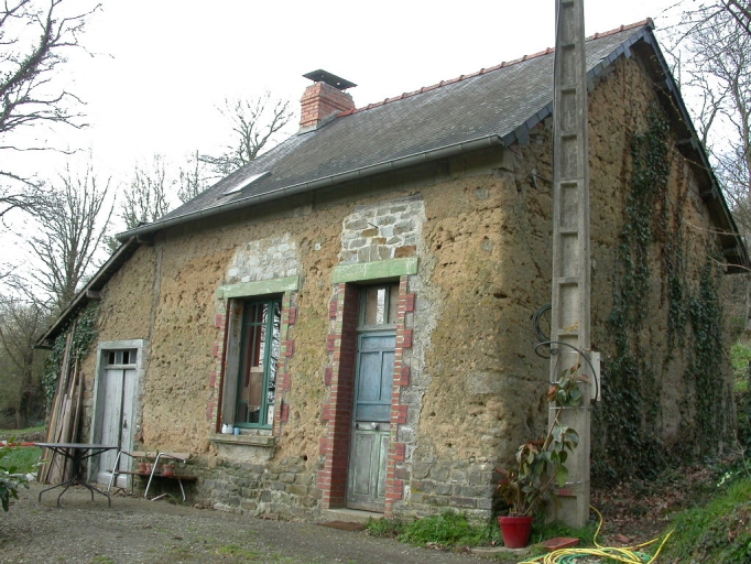 Maison, Carel (Melesse)