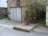 Fontaine, rue de l' Abbé Gouzet (Renac)
