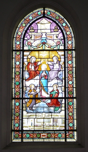 Verrière Baie 1 : Couronnement de la Vierge