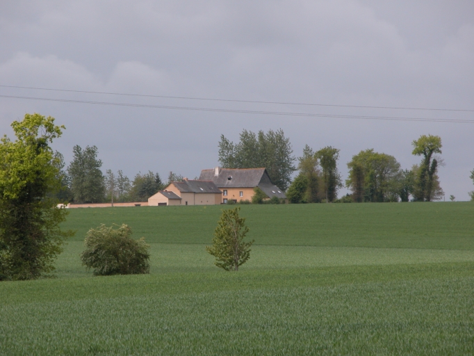 Ferme, actuellement maison, les Champs (Pacé)