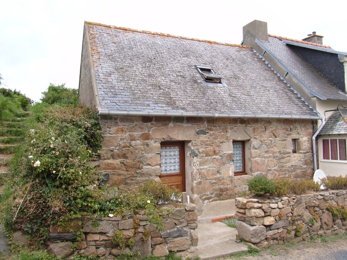 Maison, le Castel (Plougrescant)