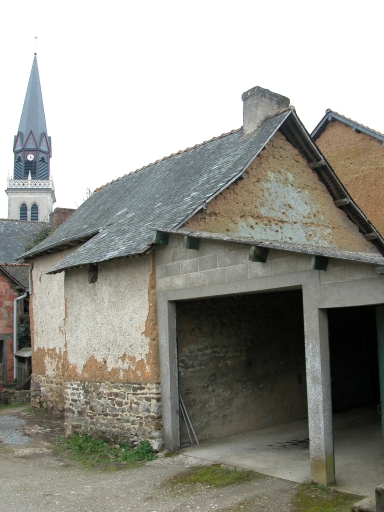 Fournil, actuellement resserre, 10 rue de Dinan, 3 rue du Luth (Gévezé)