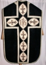 Ornement noir 3 : chasuble, étole