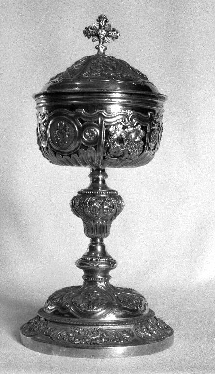 Ciboire 1, église paroissiale Sainte-Édiltrude (Tréflez)