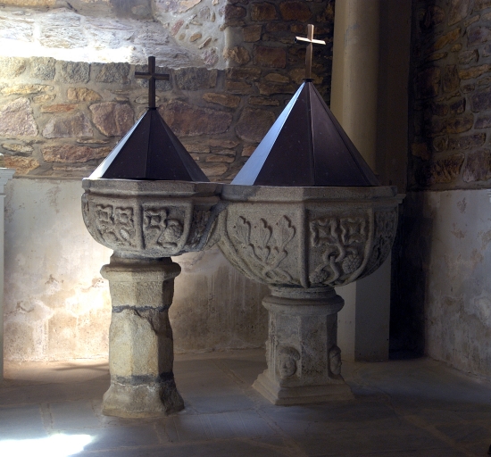 Fonts baptismaux