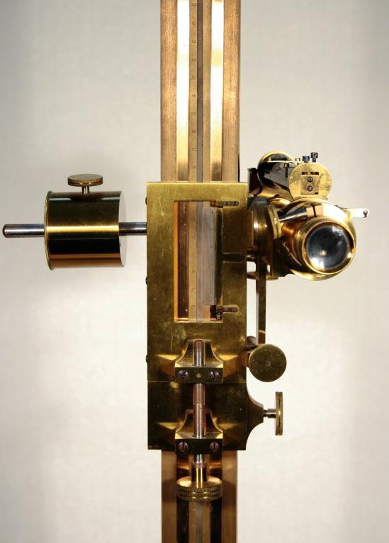 Présentation de la collection d'instruments scientifiques du lycée Émile Zola, Avenue Jean Janvier (Rennes)