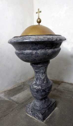 Fonts baptismaux