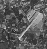 Piste principale de la base aérienne allemande puis de l'aéroport de Morlaix-Ploujean (Morlaix)