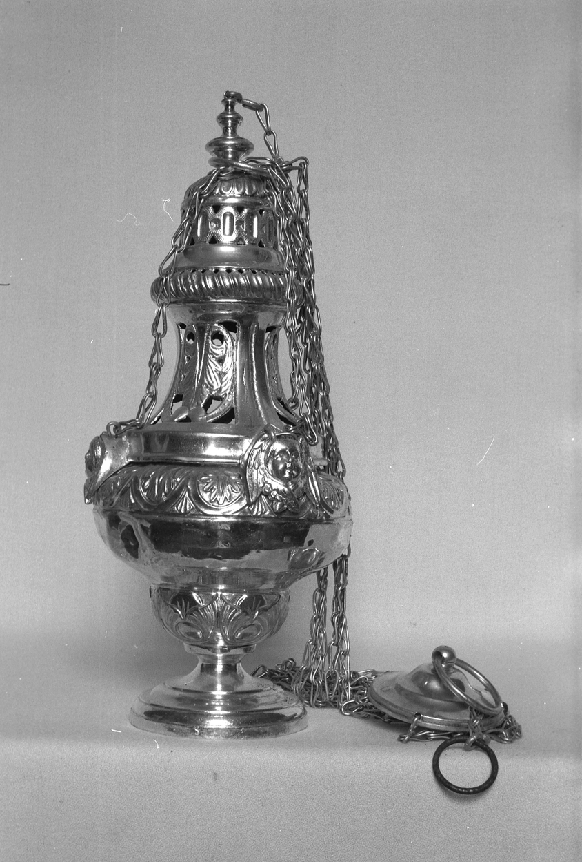 Encensoir, église paroissiale Saint-Pierre (Silfiac)