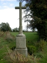 Croix de chemin, près du Chesnot (Availles-sur-Seiche)