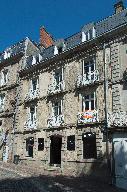 Immeuble, 12 rue des Chanoines (Vannes)