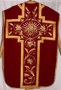 Ornement rouge 2 : chasuble, étole