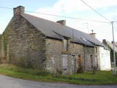 Alignement de logis, Sévéroué (Saint-Just)