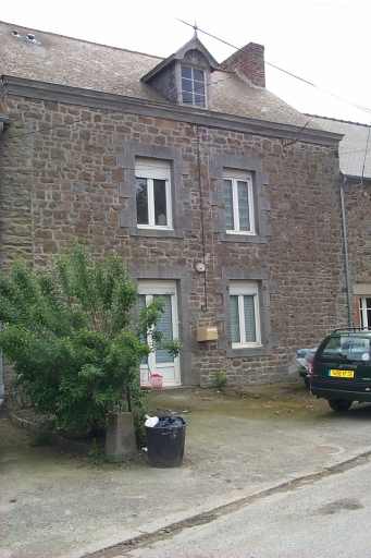 Maison, 10 rue des Champs (La Fresnais)