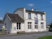 Gare ferrovière, rue R. Martin (Bruz)